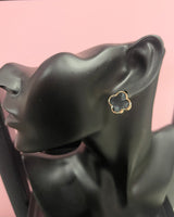 Luck Studs