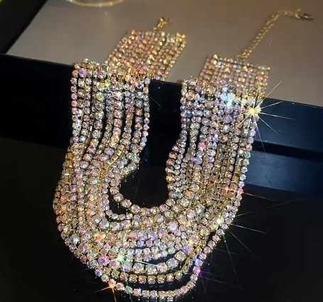 Glamour Choker