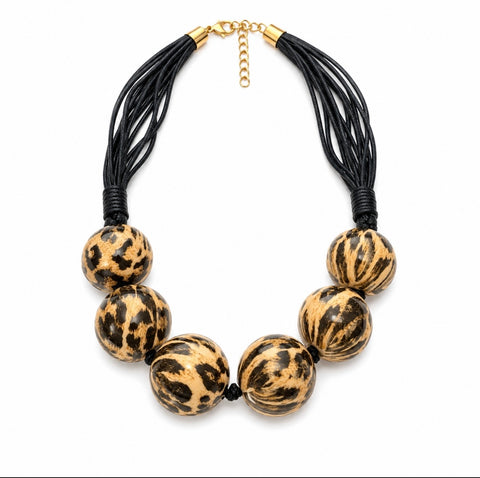 Lilly Necklace