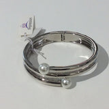 Small pearl silver clasp