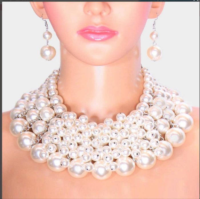 Ever Pearl Necklace