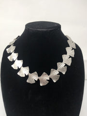 Lily Necklace