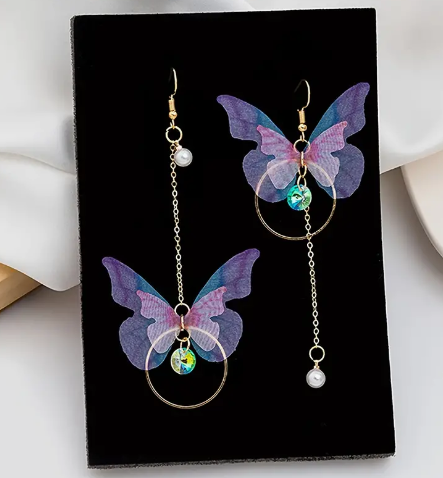 Lily Earrings